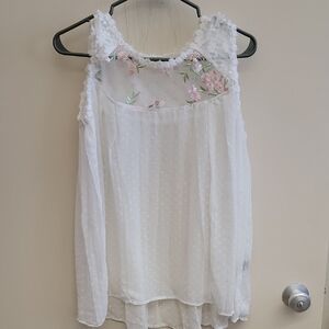 POL White Floral Lace Sleeveless Blouse